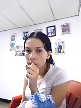 BiancaRoyale online show from June 3, 8:04 am