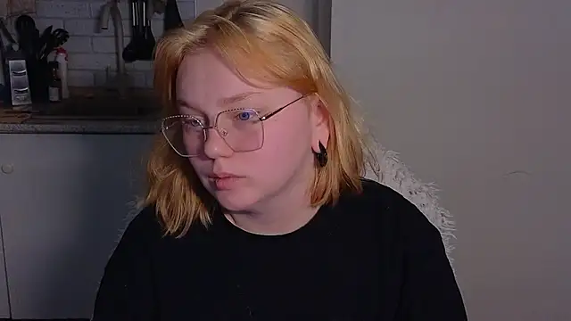 soft focus online show from May 28, 4:54 am