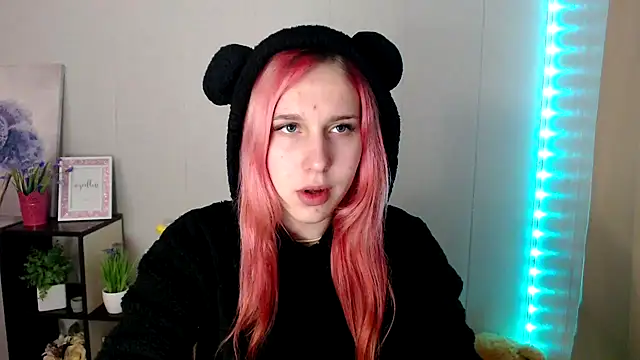 Scarlett lil online show from April 16, 6:57 am