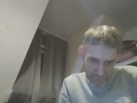 DOUBLETROUBLE7773 online show from March 25, 12:16 am