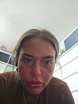 CarmenCapricorn online show from March 2, 1:18 pm