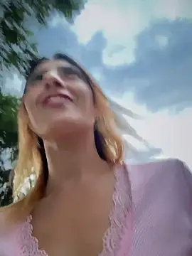 Emma Reyes online show from June 28, 8:04 pm