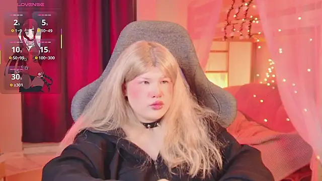 LilithNlsn online show from March 4, 2:56 pm