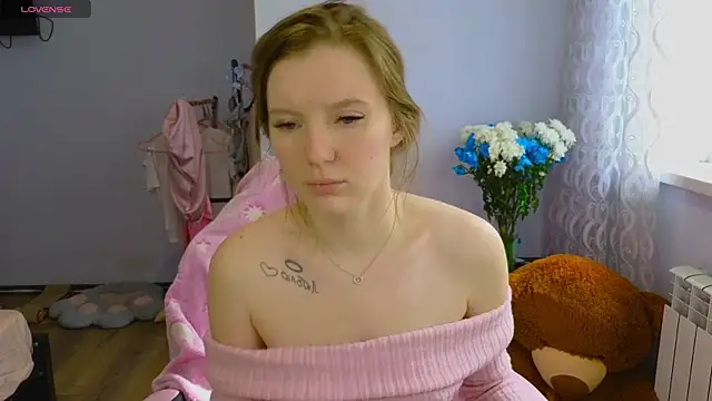 Mary Blu online show from April 14, 7:19 am