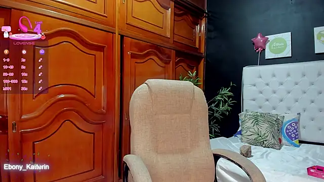 ebony katterin online show from March 7, 11:28 am