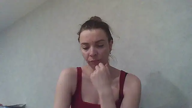 Luna2547 online show from March 23, 9:10 pm