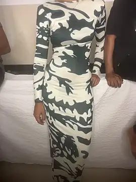 Miss  malaikaaa online show from March 6, 7:03 am