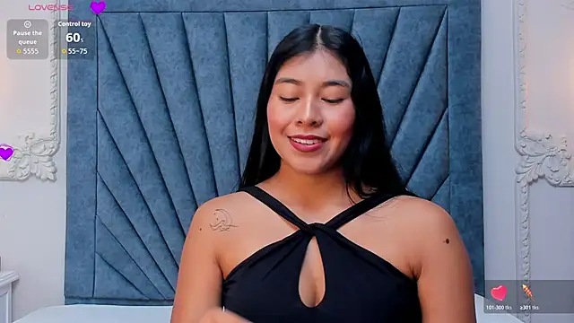 Leandra-Johnson online show from April 7, 1:57 pm