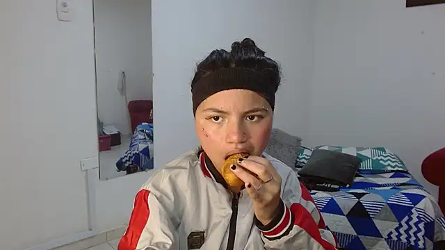 kimmyfuckass online show from June 25, 12:18 pm