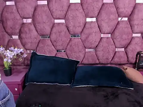 Blair Garcia online show from March 3, 2:17 am