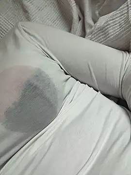 lena-smile683 online show from April 13, 2:40 pm