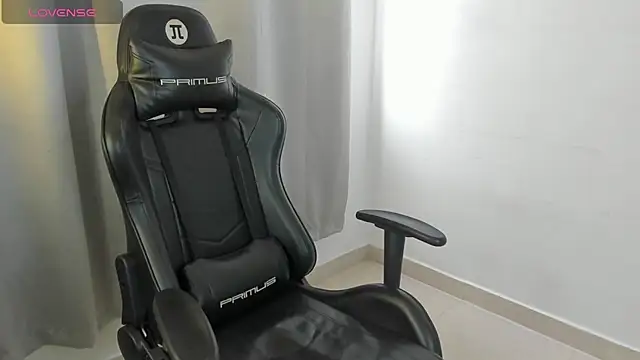 IVONE ASHAR online show from April 8, 2:19 pm