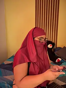 Chandra Yusef online show from March 13, 3:13 pm