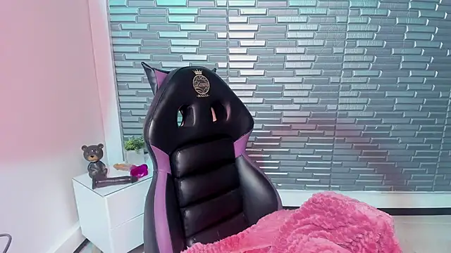 Ana maria 08 online show from March 25, 2:53 pm