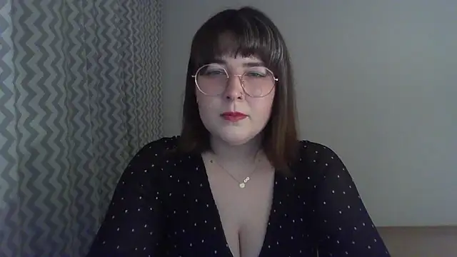 ClaraHard online show from March 5, 6:48 pm