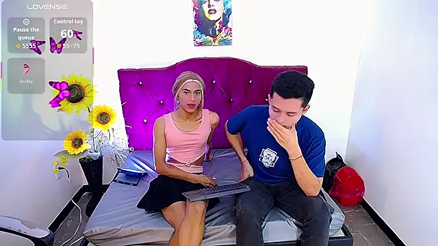 alejandra and james online show from March 6, 12:33 pm