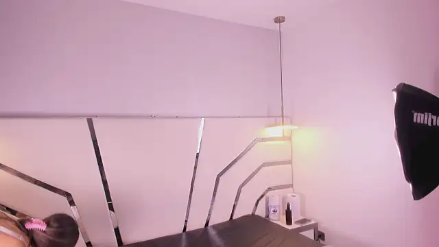 Kendall  evanss online show from June 16, 7:15 pm