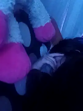 Sexy Couple 123 online show from March 12, 7:49 pm