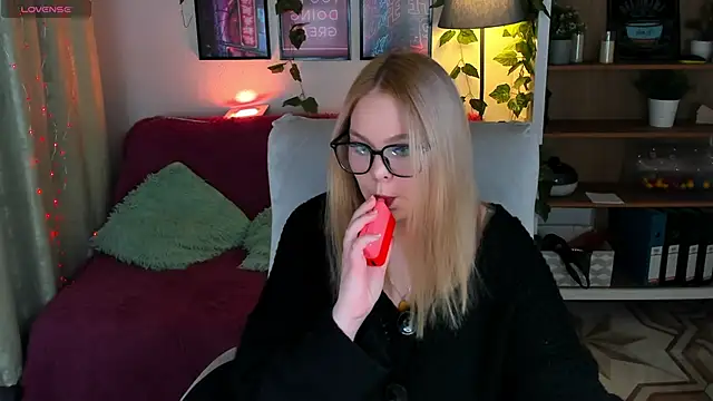 AmeliaMerris online show from April 9, 8:58 pm