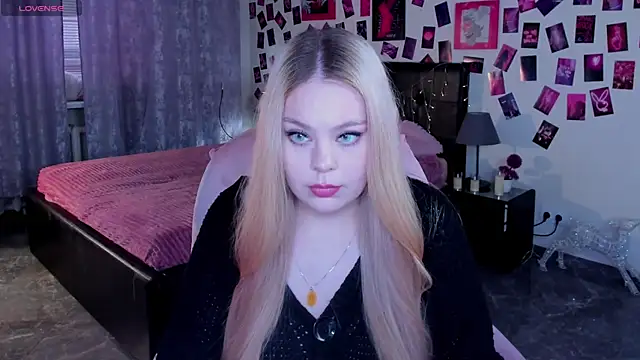 AmeliaMerris online show from March 12, 10:51 am