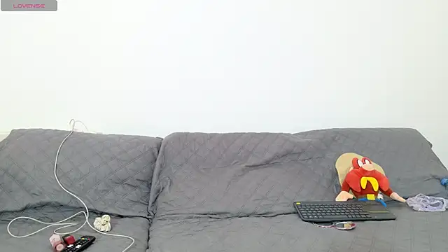 vanessaadol online show from July 18, 10:18 am