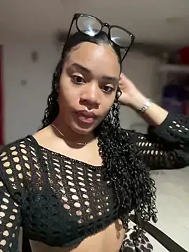 Dafnelys online show from April 19, 12:32 am