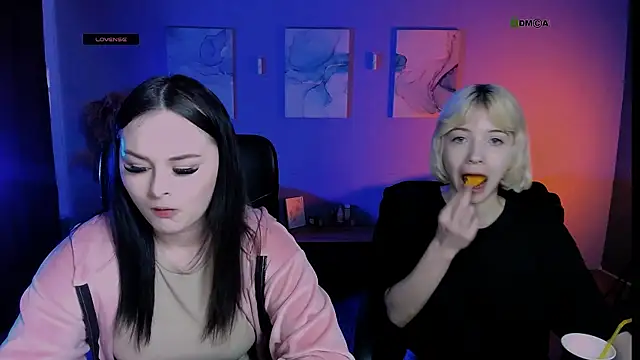  sabrina moore online show from April 9, 8:42 am