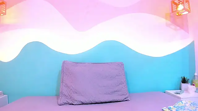 Corina Taylor12 online show from June 19, 1:47 pm