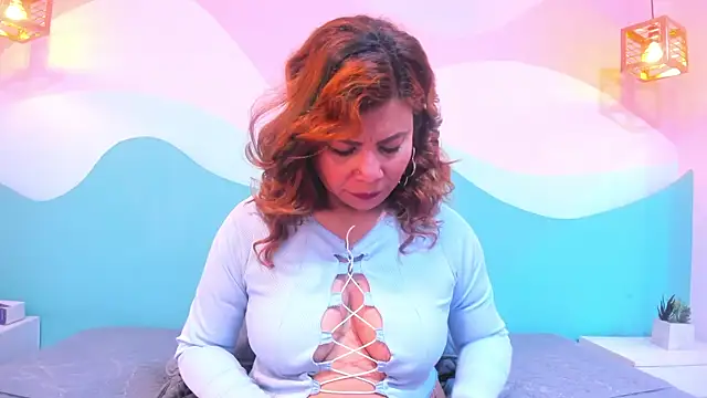 Corina Taylor12 online show from July 14, 12:32 pm