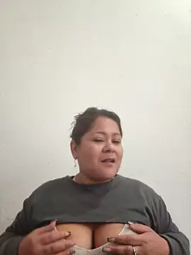 Lia taylor22 online show from April 28, 4:11 pm