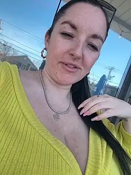 naturalboobsF online show from May 9, 7:16 pm