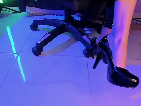 LadyIvanna online show from April 10, 4:46 pm