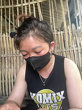 Bling-pusy online show from June 15, 8:14 am
