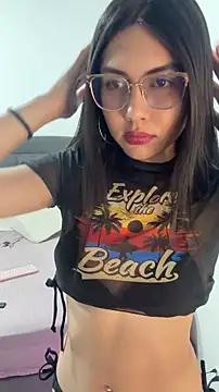 Cloebennet013 online show from May 16, 5:21 am