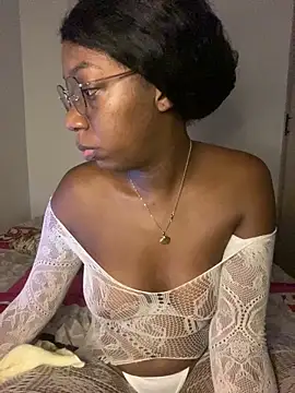 GaiaFiore online show from April 9, 9:37 am