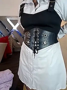 Liily Foxxy online show from April 18, 10:51 am