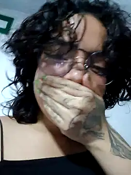 Kittylatina  online show from March 27, 10:54 pm