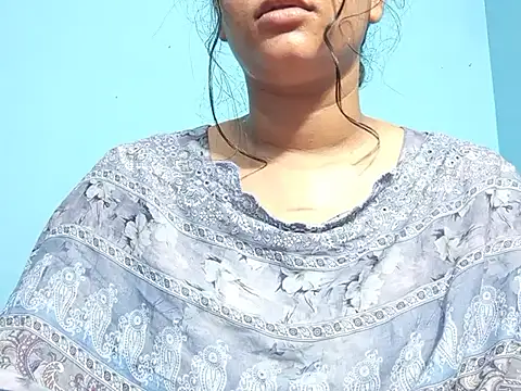 Emma 4433 online show from April 19, 6:10 pm