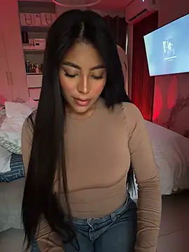 SaraValentina11 online show from June 13, 10:51 pm