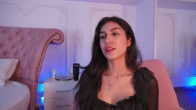 LucianaBlanco  online show from June 30, 8:52 pm