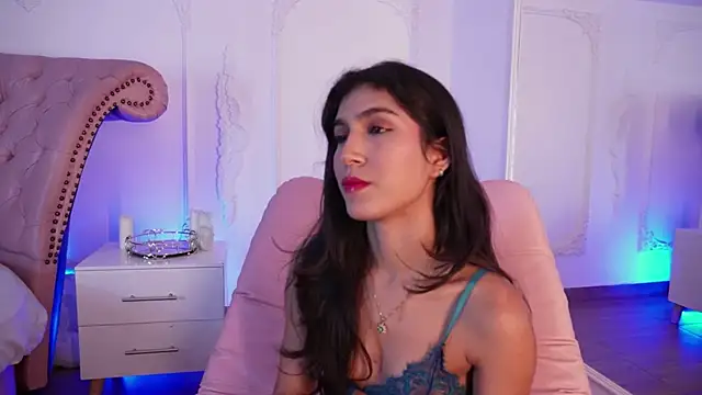 LucianaBlanco  online show from July 5, 3:40 pm