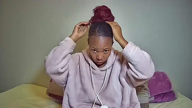 embarbianc online show from April 19, 8:00 pm