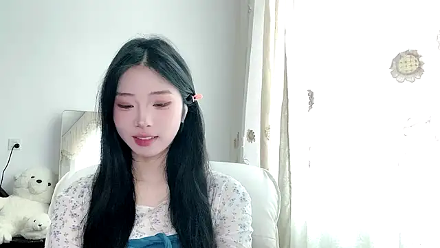 yiyibaby2026 online show from April 29, 2:37 am