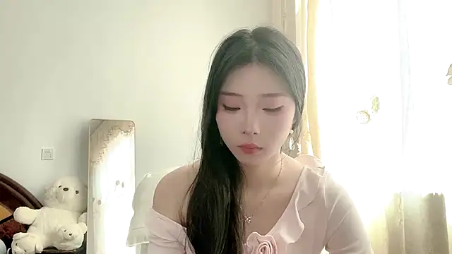 yiyibaby2026 online show from April 20, 2:36 am