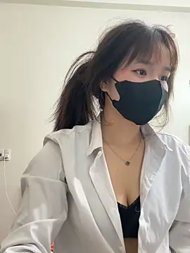 VyVy18 online show from May 25, 10:47 am