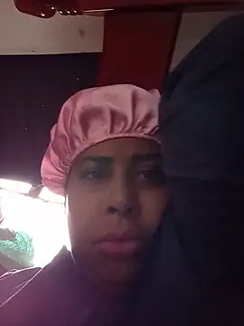 gatinha20257 online show from May 21, 3:21 pm