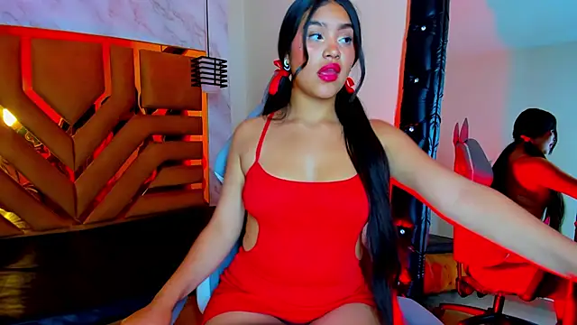 Scaarlett doll online show from March 13, 4:19 pm