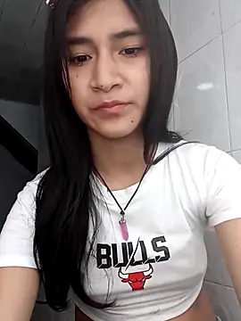 KarolaMendez online show from March 21, 5:40 pm