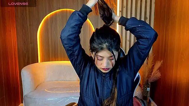 Lia queen tx online show from July 24, 3:26 am