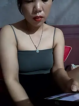 Chengnie online show from April 19, 1:05 am